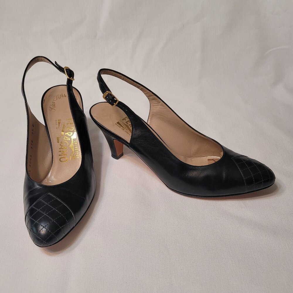 Salvatore Ferragamo Vintage Women's Black Leather Sling Back Heels Shoes Italy